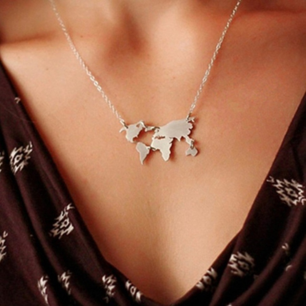 NWT World Map Necklace Adjustable Chain Silver Pendant Geography Gift Present